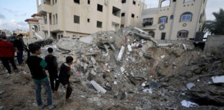 Bombardeo contra campo de refugiados en Gaza deja 70 muertos Bombardeo contra campo de refugiados en Gaza deja 70 muertos