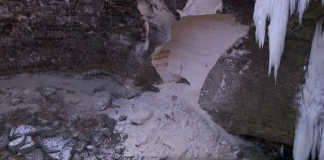 Un adolescente murió después de un deslizamiento de tierra en el Parque Minneopa Un adolescente murió después de un deslizamiento de tierra en el Parque Minneopa