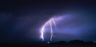 Con 60 grados, la Nochebuena en Texas será con lluvia y relámpagos Con 60 grados, la Nochebuena en Texas será con lluvia y relámpagos