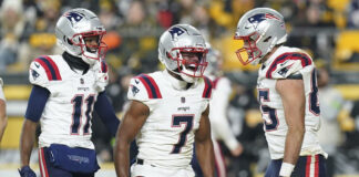 Patriots sorprende a los Steelers 21-18 en el Thursday Night Game Patriots sorprende a los Steelers 21-18 en el Thursday Night Game