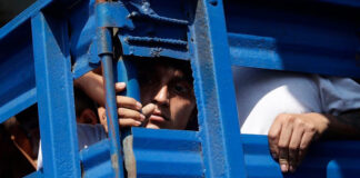 Ecuador construirá dos megaprisiones al estilo de las de El Salvador Ecuador construirá dos megaprisiones al estilo de las de El Salvador