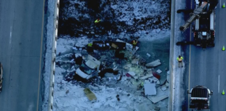 Rescatan a un hombre que cayó con una camioneta al río Crow Rescatan a un hombre que cayó con una camioneta al río Crow