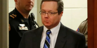 Un ex juez de paz en el norte de Texas, condenado a muerte, pide otro juicio Un ex juez de paz en el norte de Texas, condenado a muerte, pide otro juicio