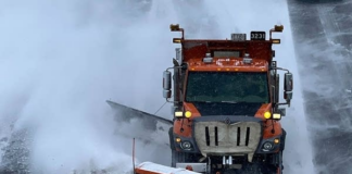 Más de 200 quitanieves salen a las carreteras para ayudar a los habitantes de Minnesota a salir de casa Más de 200 quitanieves salen a las carreteras para ayudar a los habitantes de Minnesota a salir de casa
