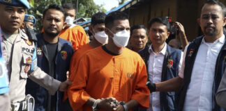 Arrestan en Indonesia a 3 mexicanos por robo a mano armada en Bali Arrestan en Indonesia a 3 mexicanos por robo a mano armada en Bali