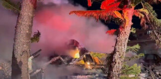 Avioneta se estrella contra parque de casas rodantes en Florida Avioneta se estrella contra parque de casas rodantes en Florida