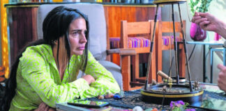 En “Lalola”, Bárbara de Regil actúa para los haters y no le importa En "Lalola", Bárbara de Regil actúa para los haters