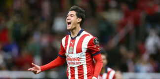 Chivas derrota al Forge 2-1; avanza a octavos de final de Concachampions Chivas derrota al Forge 2-1; avanza a octavos de final de Concachampions