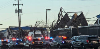 Colapso de un hangar en Boise, Idaho, deja muertos y múltiples heridos Colapso de un hangar en Boise, Idaho, deja muertos y múltiples heridos