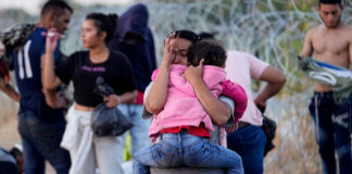 El estado de Colorado cierra la puerta a migrantes por exceso de gastos El estado de Colorado cierra la puerta a migrantes por exceso de gastos