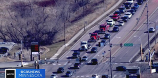 Asistieron casi 2.000 personas al convoy conmemorativo por las víctimas de Burnsville Asistieron casi 2.000 personas al convoy conmemorativo por las víctimas de Burnsville