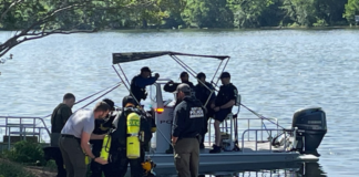 Otro cuerpo encontrado en el lago Lady Bird en Austin: ya van cinco muertos Otro cuerpo encontrado en el lago Lady Bird en Austin: ya van cinco muertos