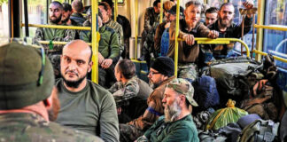 Canje de presos entre Rusia y Ucrania; intercambian 100 soldados por bando Nuevo canje de presos entre Rusia y Ucrania; intercambian 100 soldados por bando