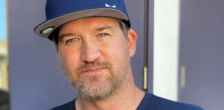 Muere el actor Kenneth Mitchell a los 49 años tras luchar contra la esclerosis Muere el actor Kenneth Mitchell a los 49 años tras luchar contra la esclerosis