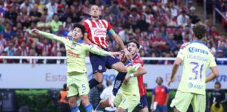 Chivas y América empatan a cero en el Clásico de México