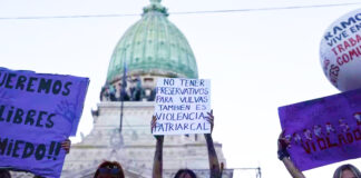 “Mujeres que falten a trabajar el 8 de Marzo no se les pagará el día” Javier Milei 8M: "Quienes no asistan al trabajo el Día de la Mujer tendrán un descuento en su salario", adelanta gobierno de Milei