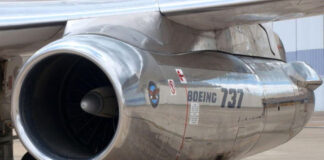 Por incendio en motor, avión de Boeing aterriza de emergencia tras despegar Por incendio en motor, avión de Boeing aterriza de emergencia tras despegar