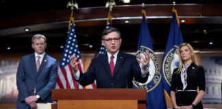 Cámara Baja de EEUU aprueba acuerdo que evita parálisis del gobierno Cámara Baja de EEUU aprueba acuerdo que evita parálisis del gobierno