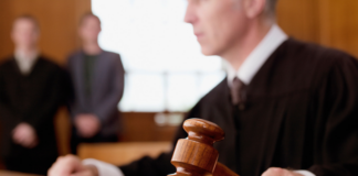 Las amenazas contra jueces y miembros del personal judicial han aumentado en todo el estado Las amenazas contra jueces y miembros del personal judicial han aumentado en todo el estado