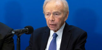 Muere Joe Lieberman, exsenador y compañero de fórmula de Al Gore en el 2000 Muere Joe Lieberman, exsenador y compañero de fórmula de Al Gore en el 2000
