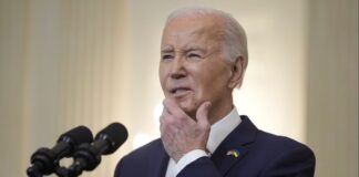 El presidente Joe Biden firma paquete de ayuda para Ucrania El presidente Joe Biden firma paquete de ayuda para Ucrania