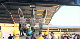 Hezbolá lanza decenas de cohetes contra posiciones israelíes Hezbolá lanza decenas de cohetes contra posiciones israelíes