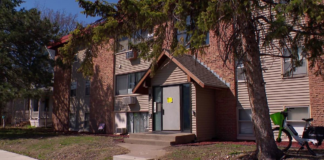 Docenas de disparos impactan en apartamentos del vecindario de Lyndale Docenas de disparos impactan en apartamentos del vecindario de Lyndale