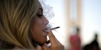 El consumo de cannabis por parte de los adolescentes preocupa cada vez más… El consumo de cannabis por parte de los adolescentes preocupa cada vez más...