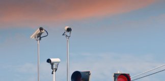 Próximamente habrá cámaras para multar a los conductores en Minnesota… Próximamente habrá cámaras para multar a los conductores en Minnesota...