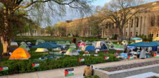 Tensión: estudiantes mantienen el campamento en la UdeM tras la orden de desalojo Tensión: estudiantes mantienen el campamento en la UdeM tras la orden de desalojo