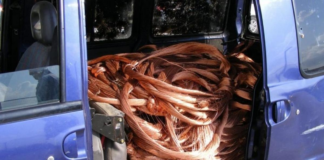 Requieren que vendedores de cables tengan licencia estatal para frenar robo del cobre Requieren que vendedores de cables tengan licencia estatal para frenar robo del cobre