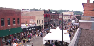 La Feria de Arte Uptown en Minneapolis ha sido cancelada por tercera vez en cinco años La Feria de Arte Uptown en Minneapolis ha sido cancelada por tercera vez en cinco años