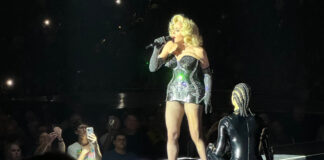 Demandan a Madonna en Washington por comenzar con retraso sus conciertos Demandan a Madonna en Washington por comenzar con retraso sus conciertos. Foto: César Boggiano