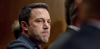 Ben Affleck vuelve a usar su anillo de bodas, ante rumores de separación Ben Affleck vuelve a usar su anillo de bodas, ante rumores de que se separó de JLo