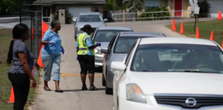 Hace 50 años, el 12% de los estudiantes iba en automóvil a la escuela; hoy casi la mitad Hace 50 años, el 12% de los estudiantes iba en automóvil a la escuela; hoy casi la mitad