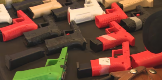 Con un Senado dividido, Minnesota avanza con el proyecto de ley sobre seguridad de armas Con un Senado dividido, Minnesota avanza con el proyecto de ley sobre seguridad de armas