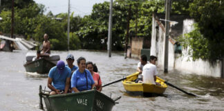 Inundaciones en Uruguay dejan más de tres mil desplazados Inundaciones en Uruguay dejan más de tres mil desplazados