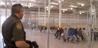 Luisiana aprueba iniciativa similar a polémica ley de inmigración de Texas Luisiana aprueba iniciativa similar a polémica ley de inmigración de Texas