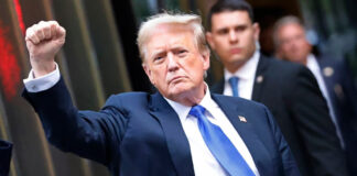 Trump se proclama “preso político” y pide más donaciones a su campaña Trump se proclama "preso político" y pide más donaciones a su campaña