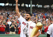 Los Red Sox homenajean a los Celtics por su campeonato en la NBA Los Red Sox homenajean a los Celtics por su campeonato en la NBA