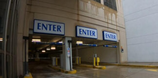 Hallan el cuerpo de una mujer en un estacionamiento en el centro de St. Paul Hallan el cuerpo de una mujer en un estacionamiento en el centro de St. Paul