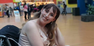 Familia de Blaine, MN, es destacada en la nueva serie “Take Me Out Feet First” Familia de Blaine, MN, es destacada en la nueva serie "Take Me Out Feet First"