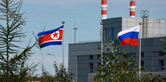 Desertores lanzan propaganda en Norcorea, tras globos de basura de Pyongyang Desertores lanzan propaganda en Norcorea, tras globos de basura de Pyongyang