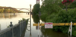 Aguas residuales mezcladas con las corrientes de los ríos en varios condados de Minnesota Aguas residuales mezcladas con las corrientes de los ríos en varios condados de Minnesota