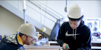 Si tu escuela te enseña a construir tu propia casa, puede ganarse una millonaria ayuda Si tu escuela te enseña a construir tu propia casa, puede ganarse una millonaria ayuda