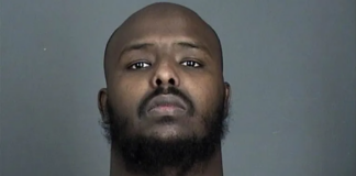 Mustafa Ahmed Mohamed sería quien mató al oficial Mitchell Mustafa Ahmed Mohamed sería quien mató al oficial Mitchell