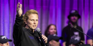 Natalie Darwitz, directora general de PWHL Minnesota, es destituida tras ser campeones Natalie Darwitz, directora general de PWHL Minnesota, es destituida tras ser campeones