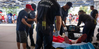 Mitin de Trump en Arizona arroja 11 hospitalizados por golpe de calor Mitin de Trump en Arizona arroja 11 hospitalizados por golpe de calor