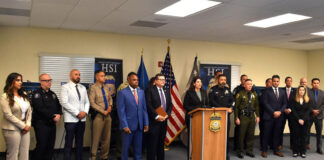 EL Departamento de Justicia acusa a 47 personas por tráfico de drogas y armas EL Departamento de Justicia acusa a 47 personas por tráfico de drogas y armas en California