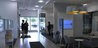 Aperturas locales de Wells Fargo muestran el futuro de la banca Aperturas locales de Wells Fargo muestran el futuro de la banca